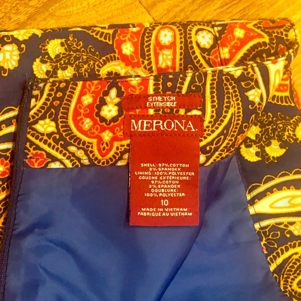 NWT- beautiful multicolored pencil skirt - Picture 4 of 4
